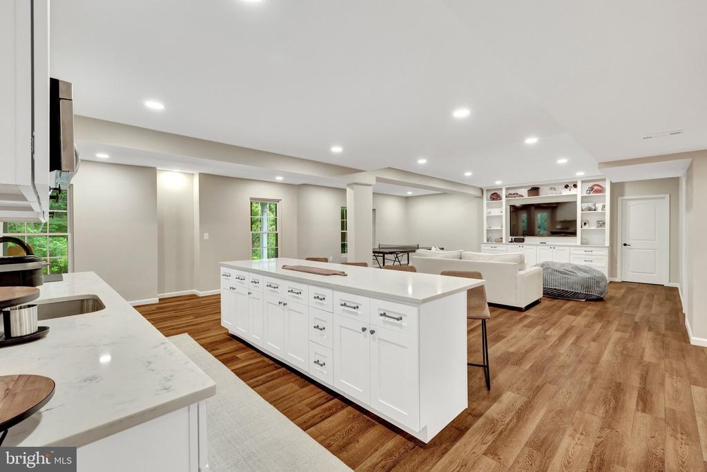 11394 FOX VALE GLEN COURT