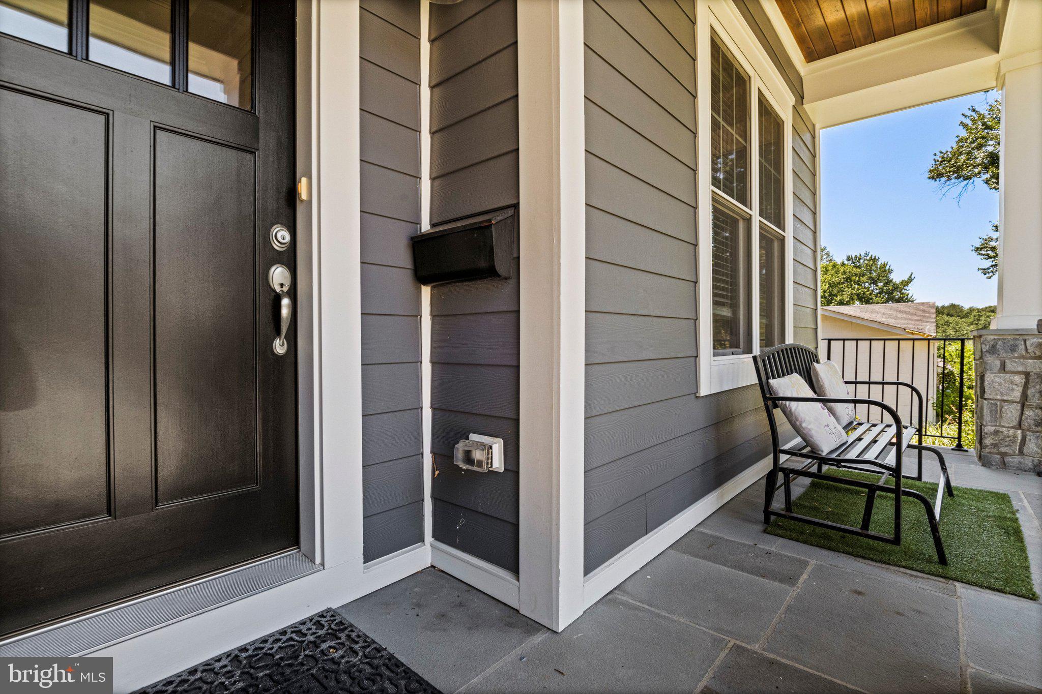 1416 ROSS DRIVE SW