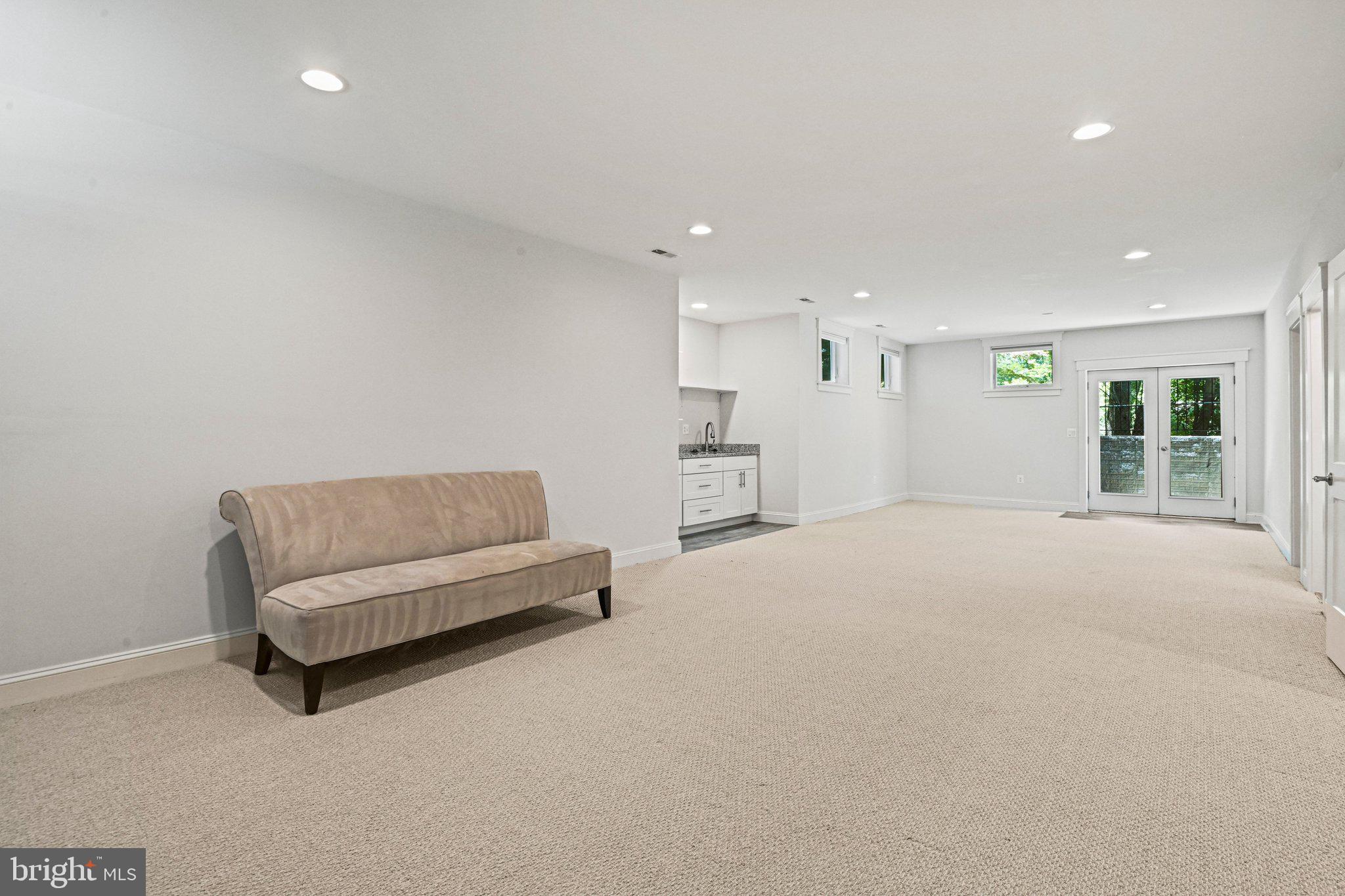 1416 ROSS DRIVE SW