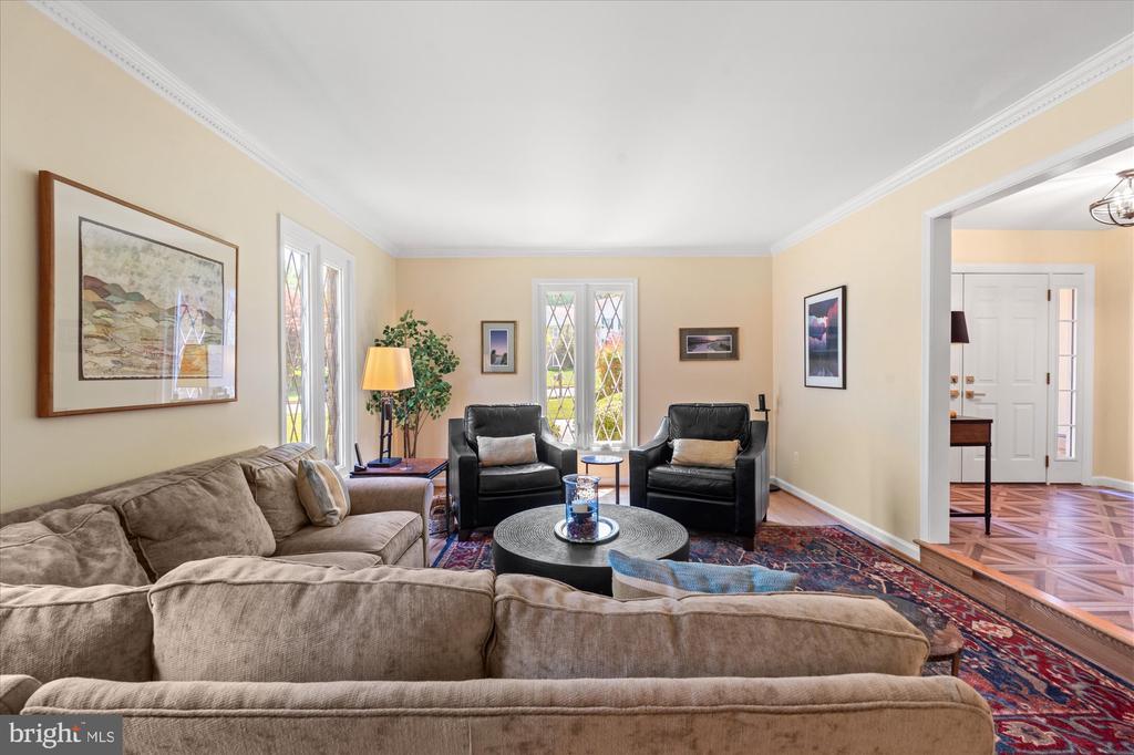 3800 RIDGELEA DRIVE