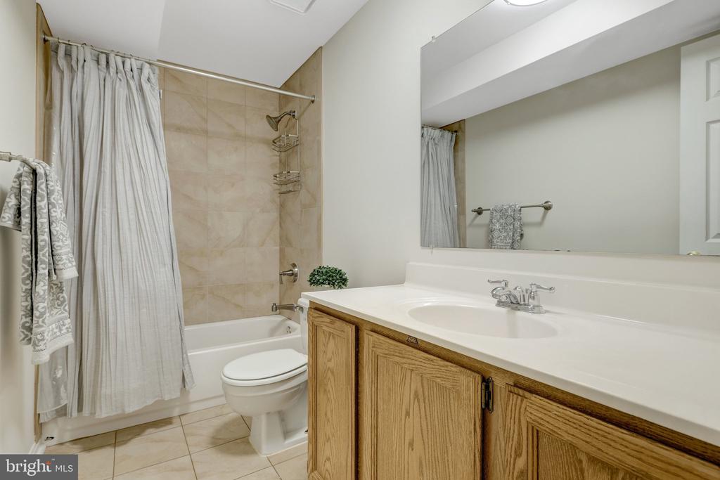 13112 HEARTHSIDE LANE