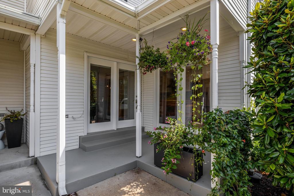 13112 HEARTHSIDE LANE