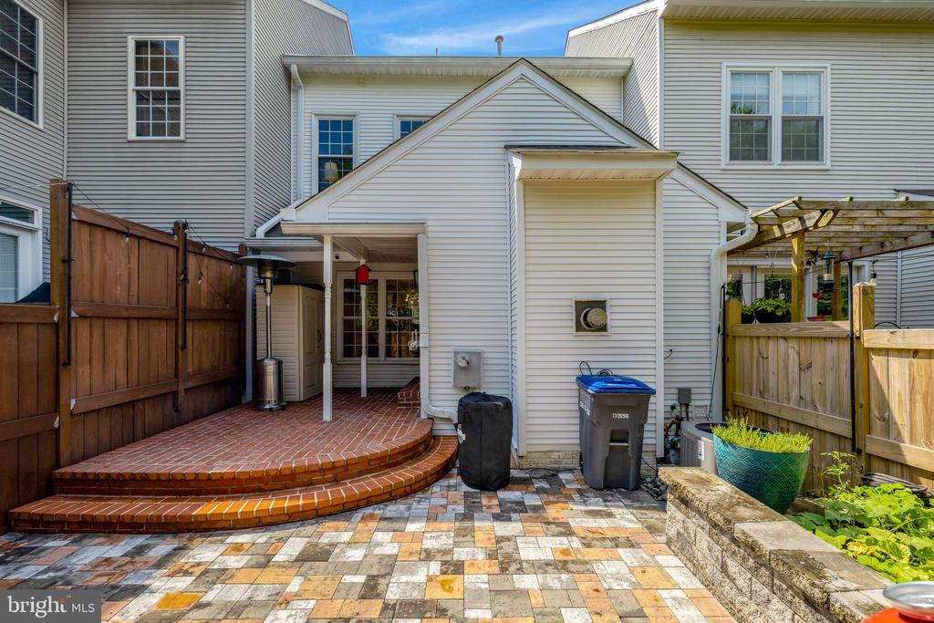 13112 HEARTHSIDE LANE