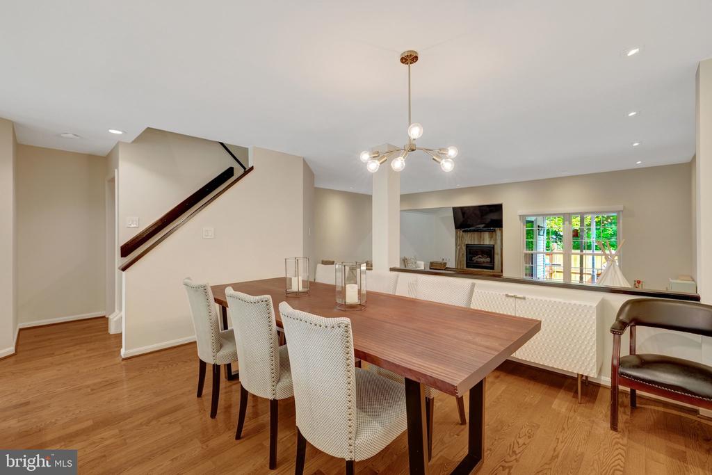 13112 HEARTHSIDE LANE