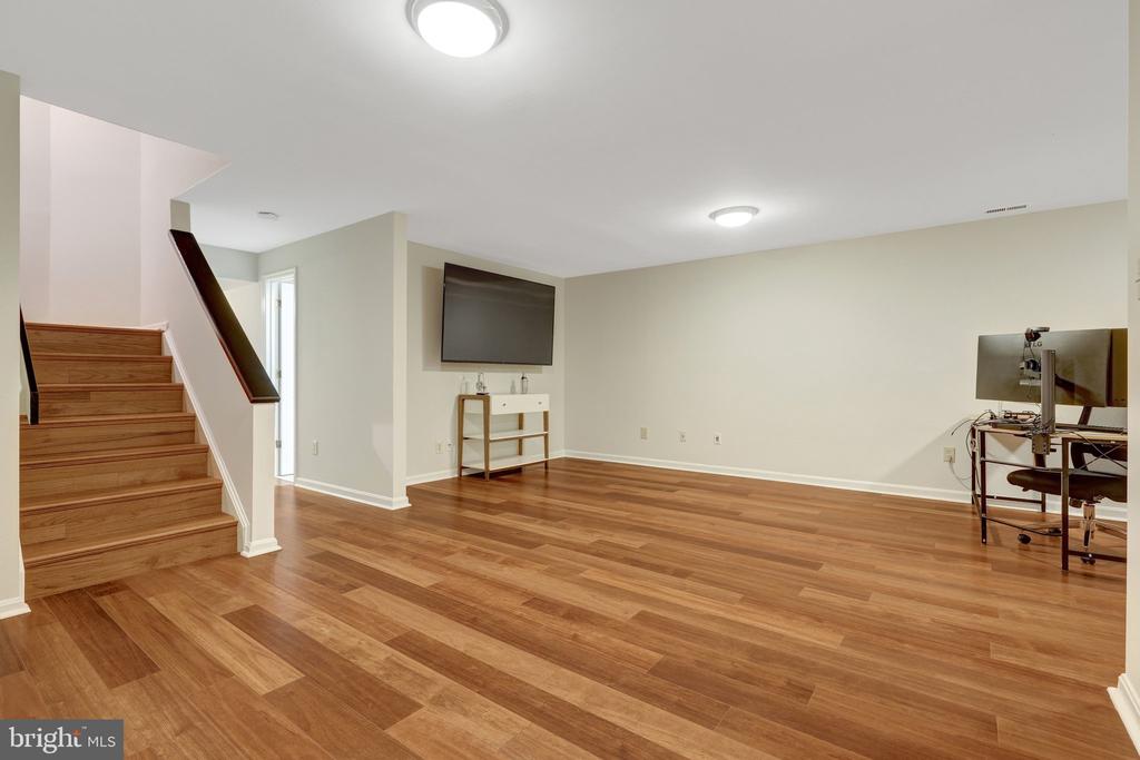 13112 HEARTHSIDE LANE