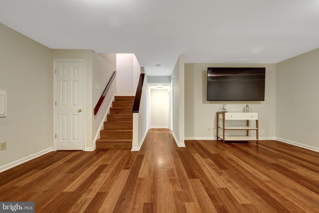 13112 HEARTHSIDE LANE