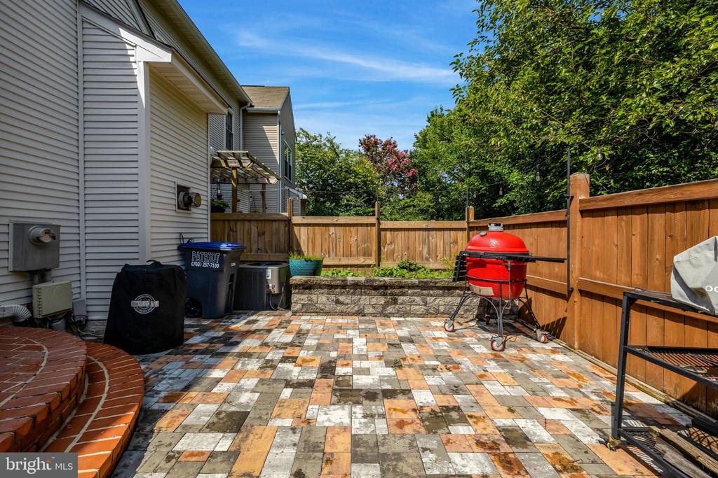 13112 HEARTHSIDE LANE