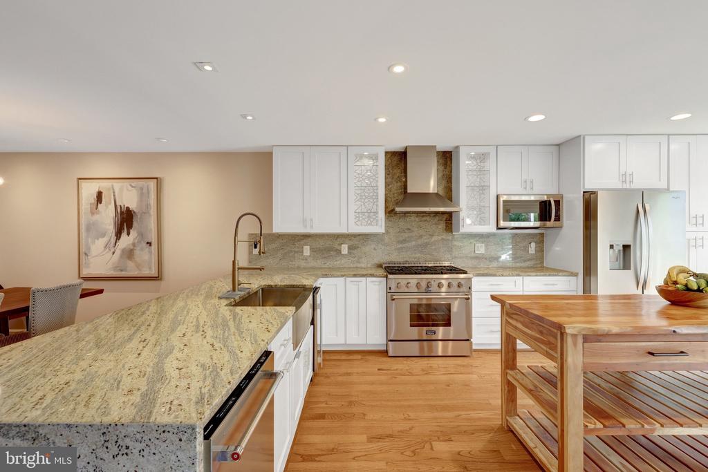 13112 HEARTHSIDE LANE
