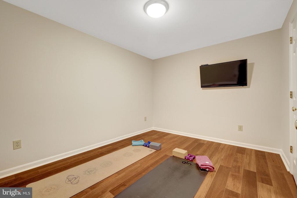 13112 HEARTHSIDE LANE