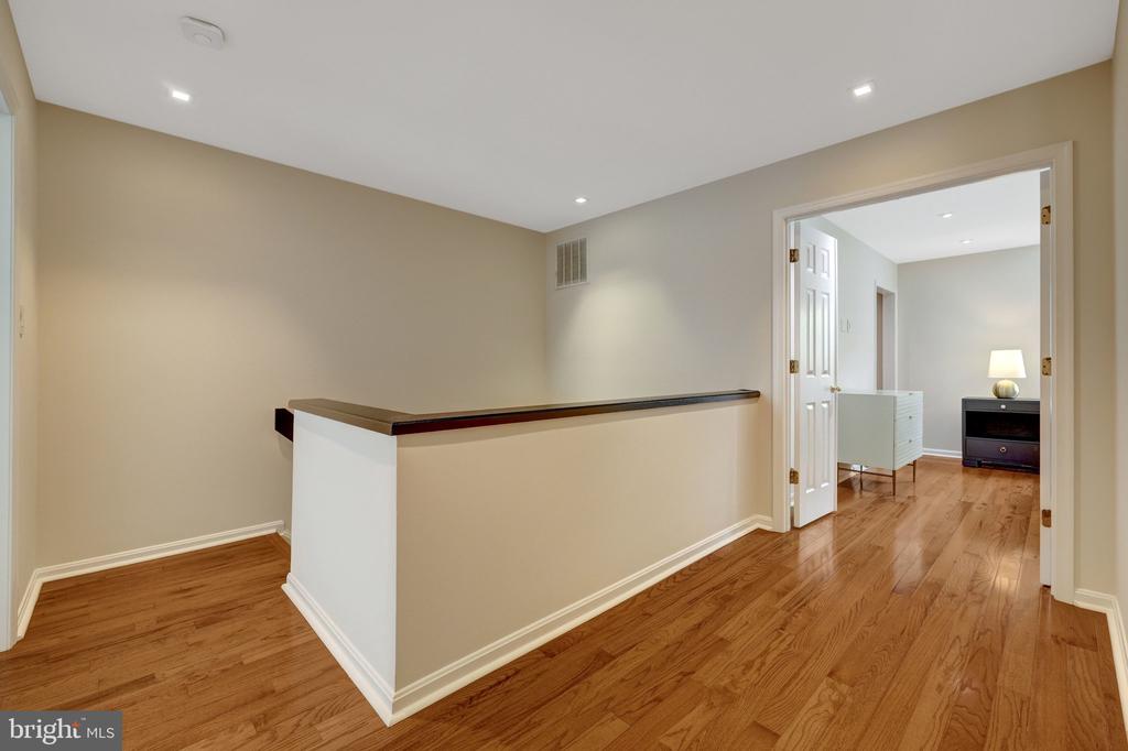 13112 HEARTHSIDE LANE