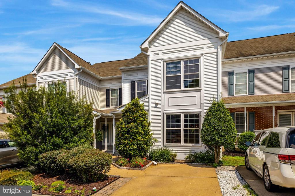 13112 HEARTHSIDE LANE