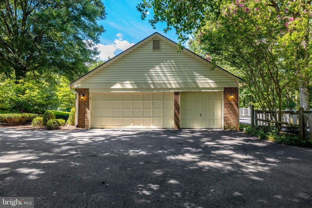 2007 CARRHILL ROAD