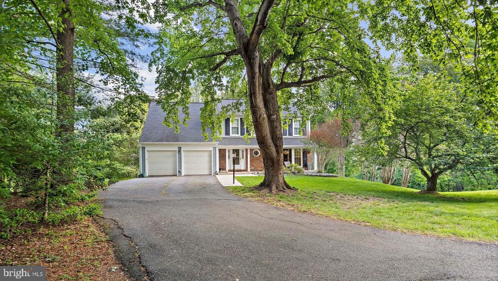 9830 FAUST DRIVE