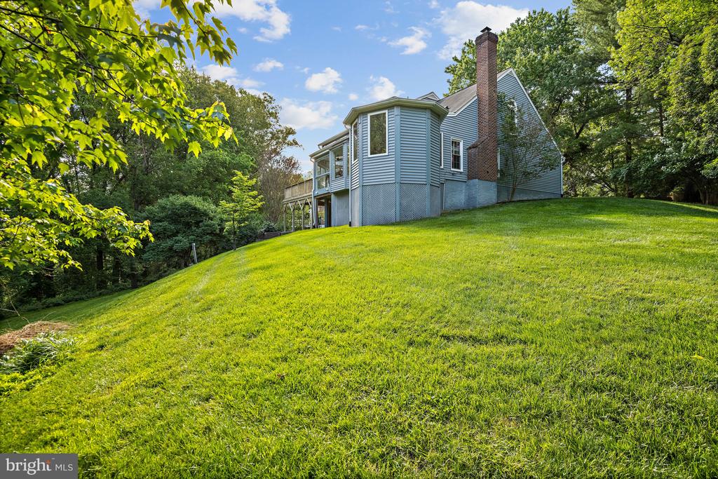9830 FAUST DRIVE