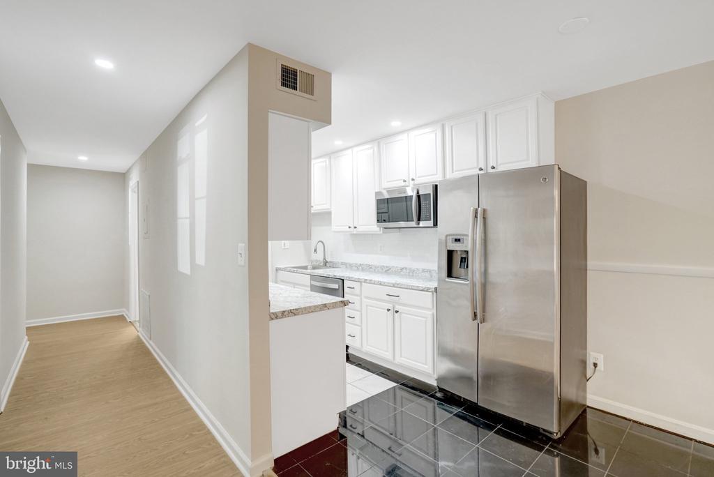 5901 KINGSFORD ROAD Unit: 435