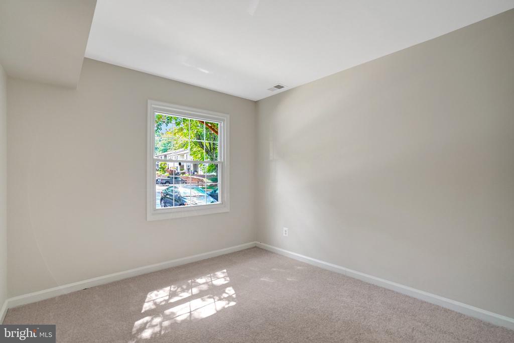 5901 KINGSFORD ROAD Unit: 435