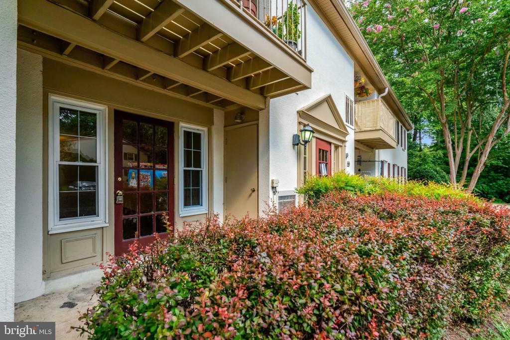 5901 KINGSFORD ROAD Unit: 435