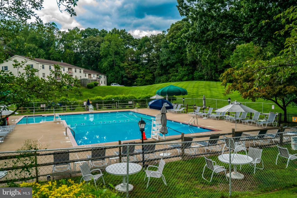 5901 KINGSFORD ROAD Unit: 435