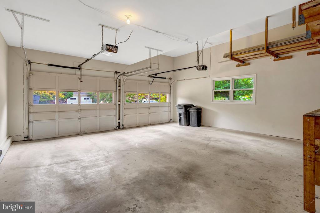 3908 LARO COURT