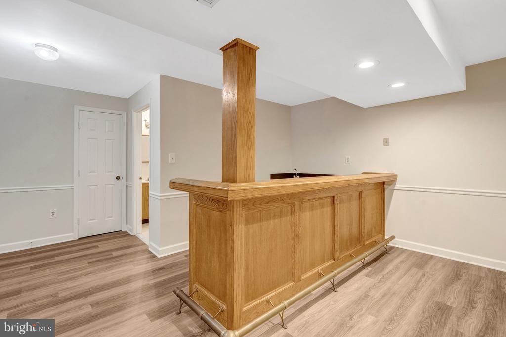 3908 LARO COURT