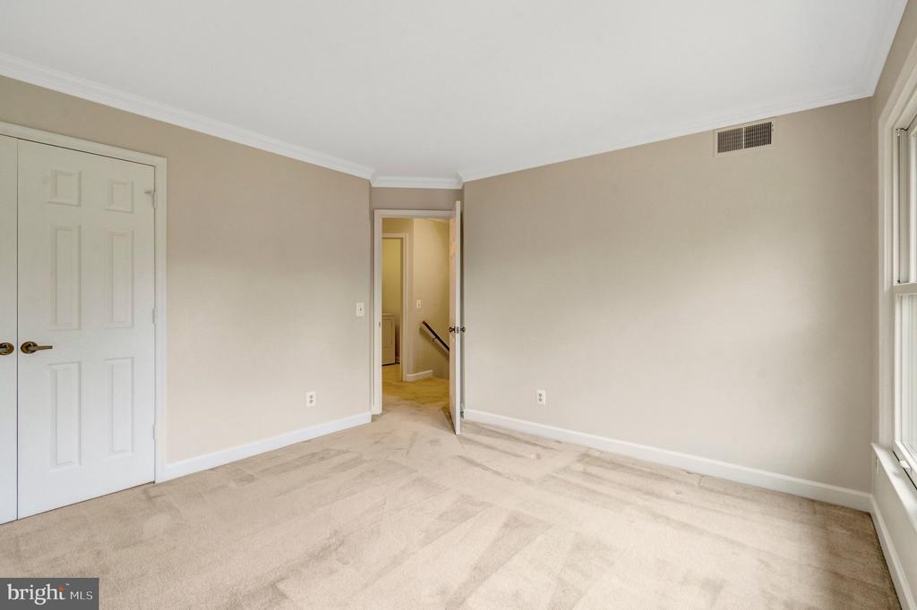 3908 LARO COURT