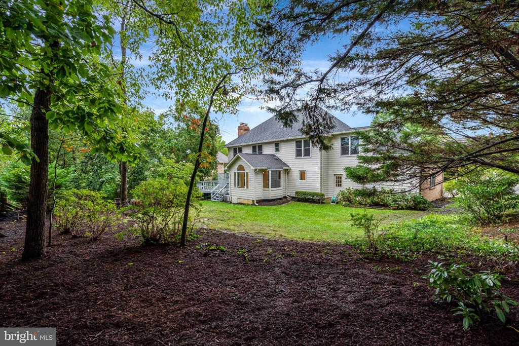 3908 LARO COURT