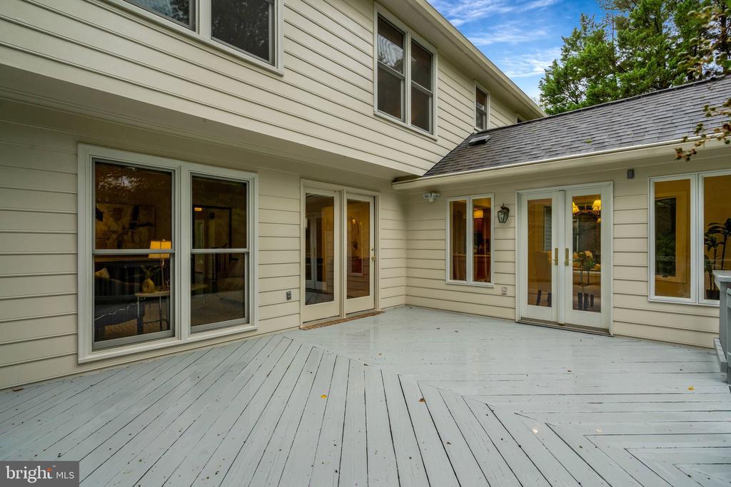 3908 LARO COURT