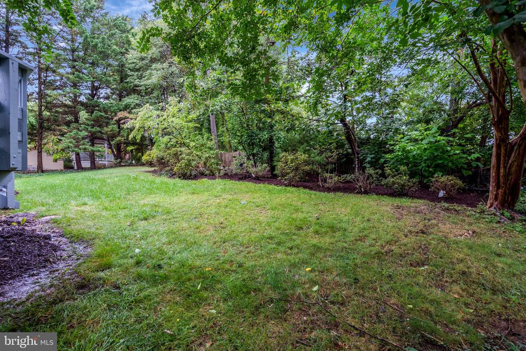3908 LARO COURT
