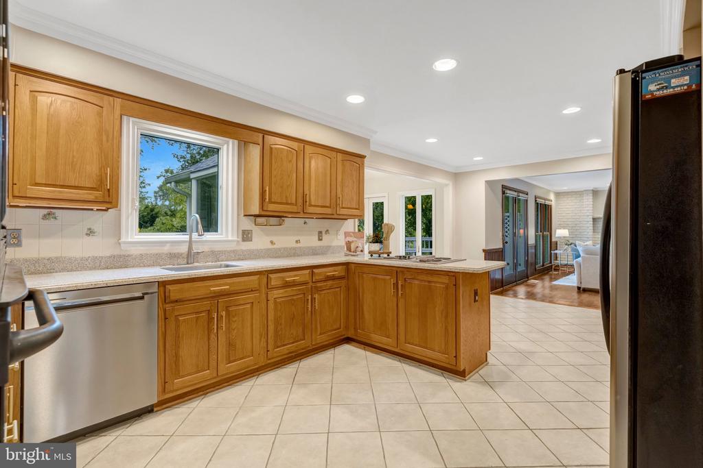 3908 LARO COURT