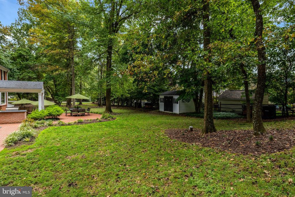 10015 SADDLE ROAD
