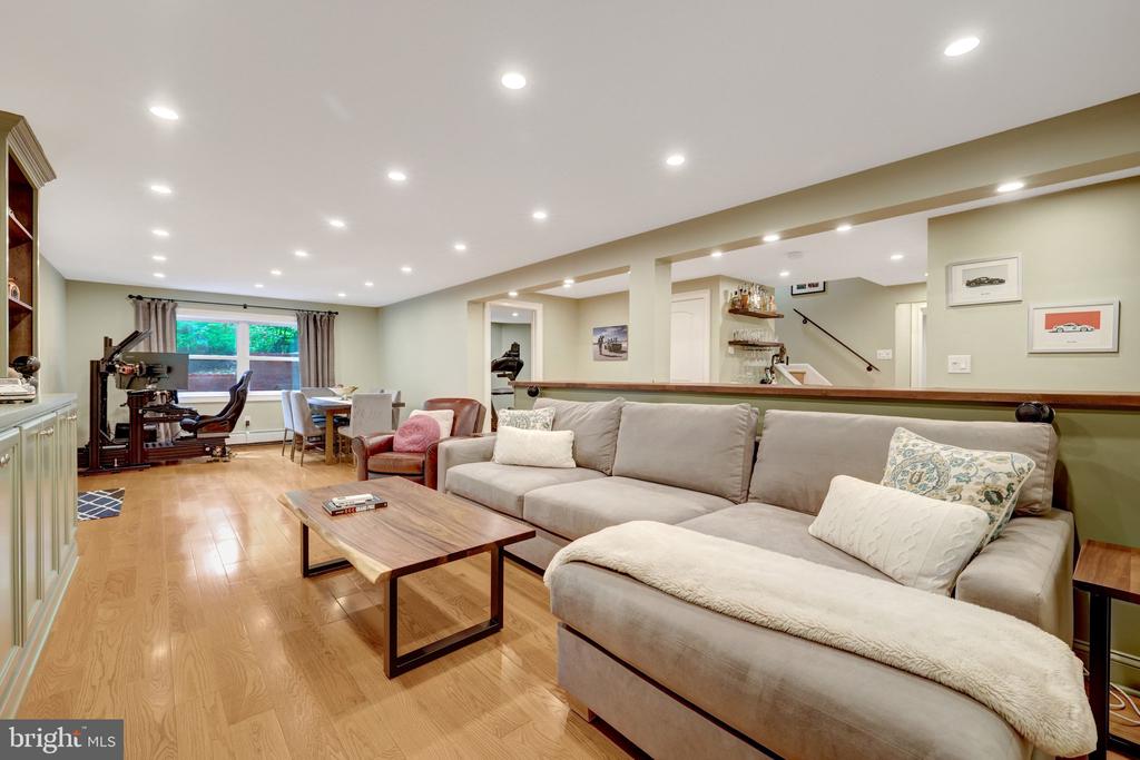 10015 SADDLE ROAD