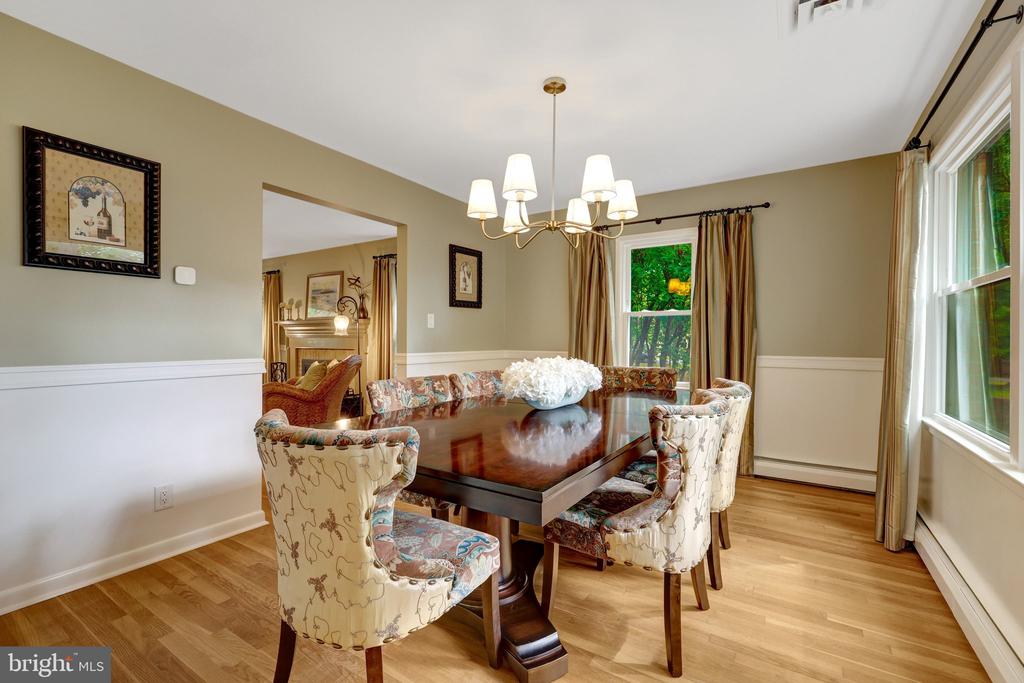 10015 SADDLE ROAD