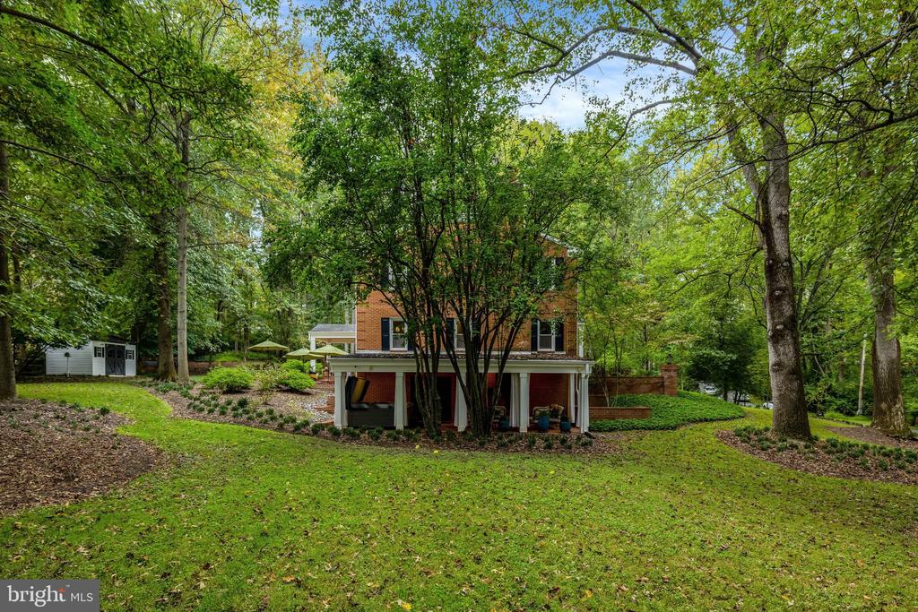 10015 SADDLE ROAD