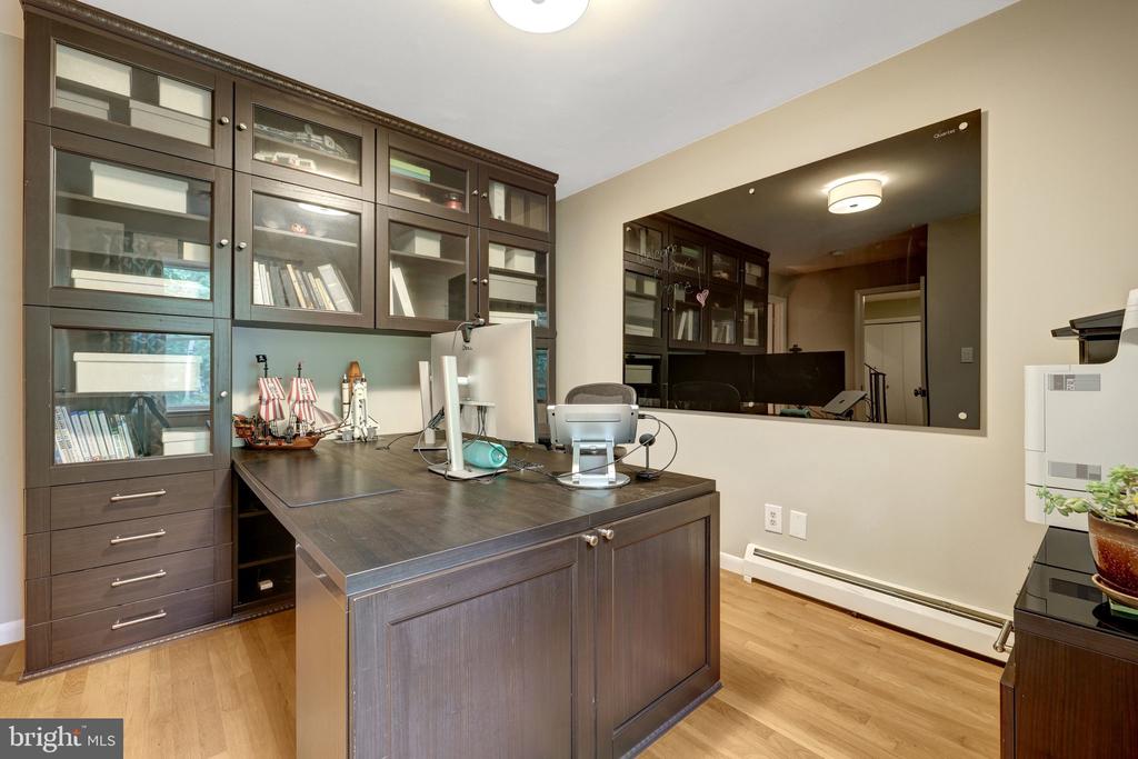 10015 SADDLE ROAD