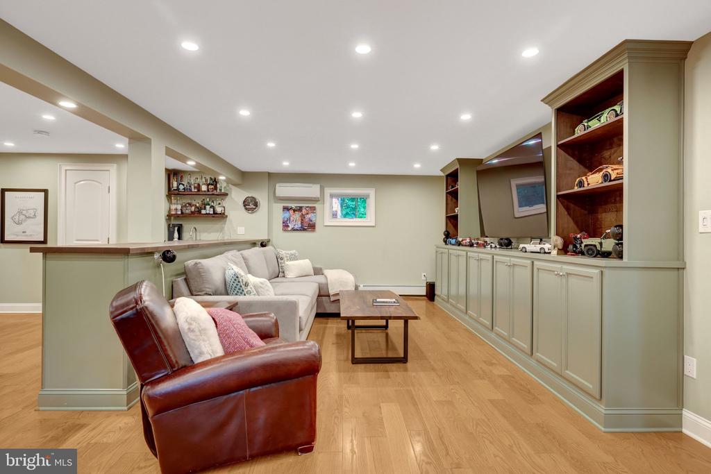 10015 SADDLE ROAD