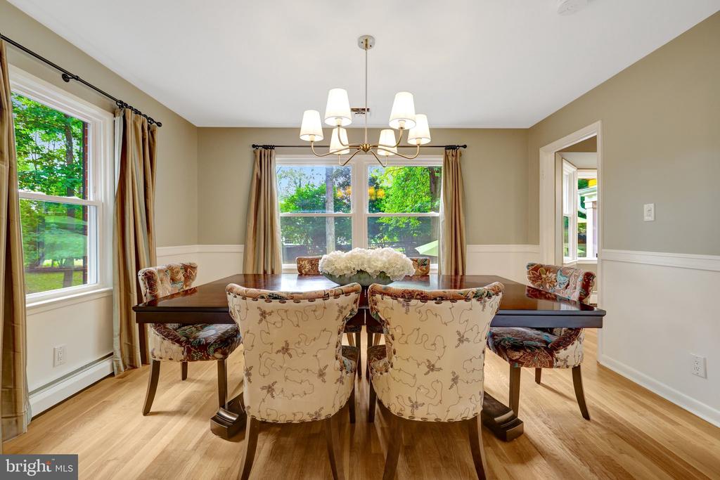10015 SADDLE ROAD