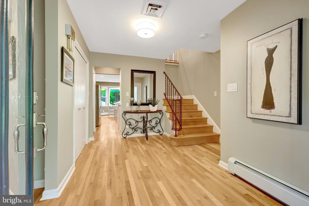 10015 SADDLE ROAD