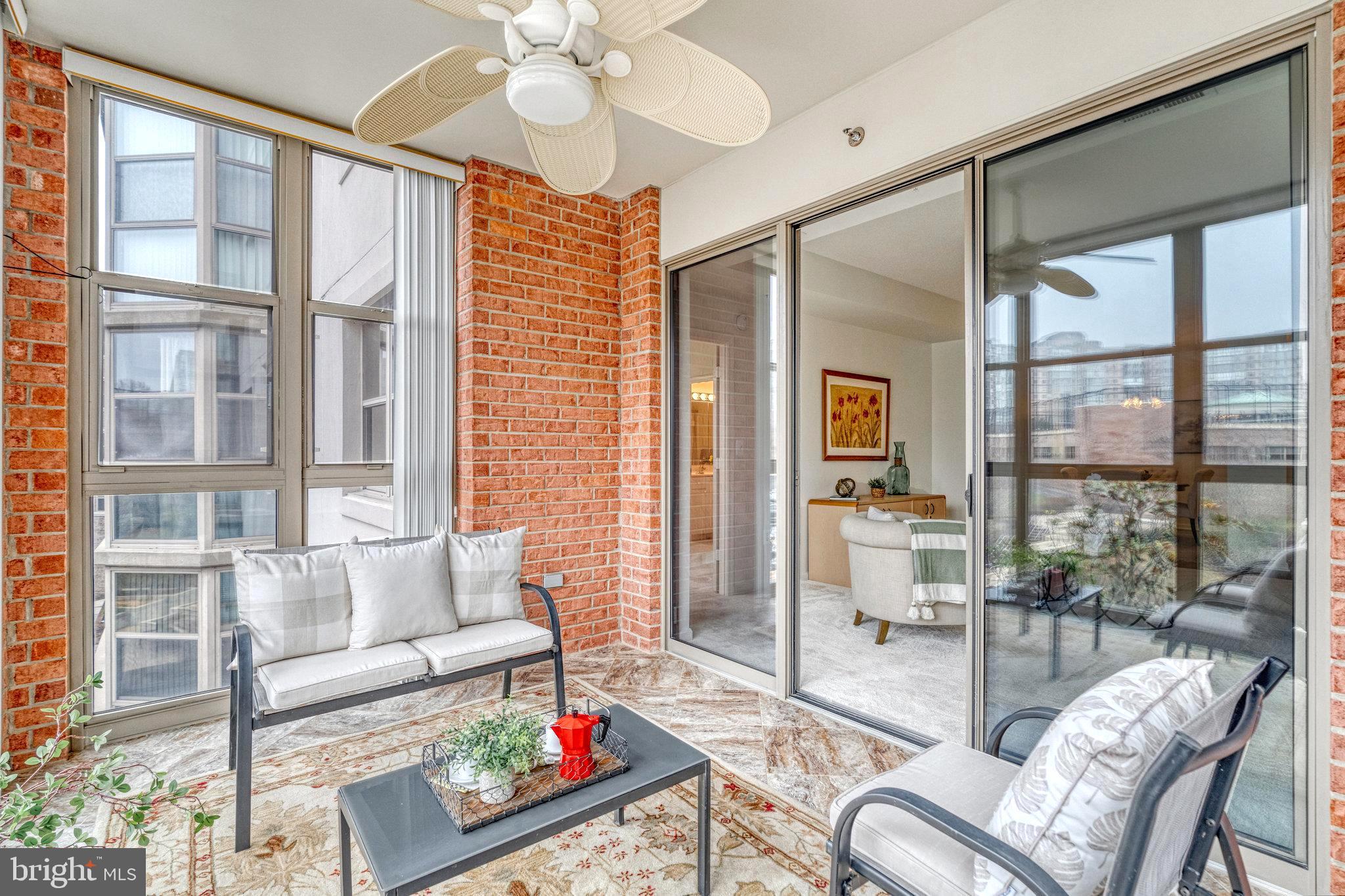 19360 Magnolia Grove Sq #208