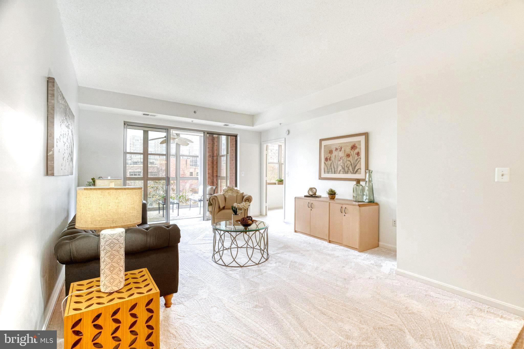 19360 Magnolia Grove Sq #208