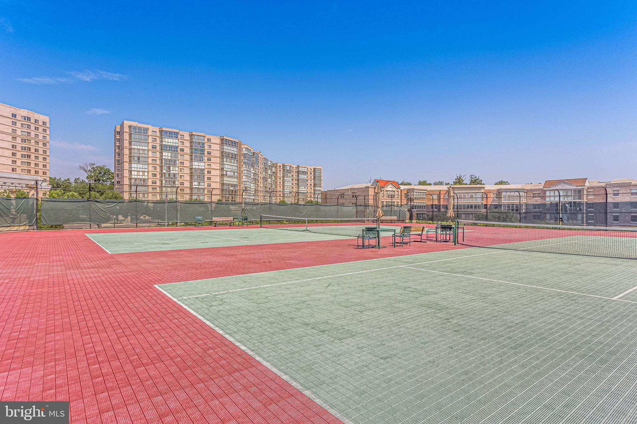 19360 Magnolia Grove Sq #208