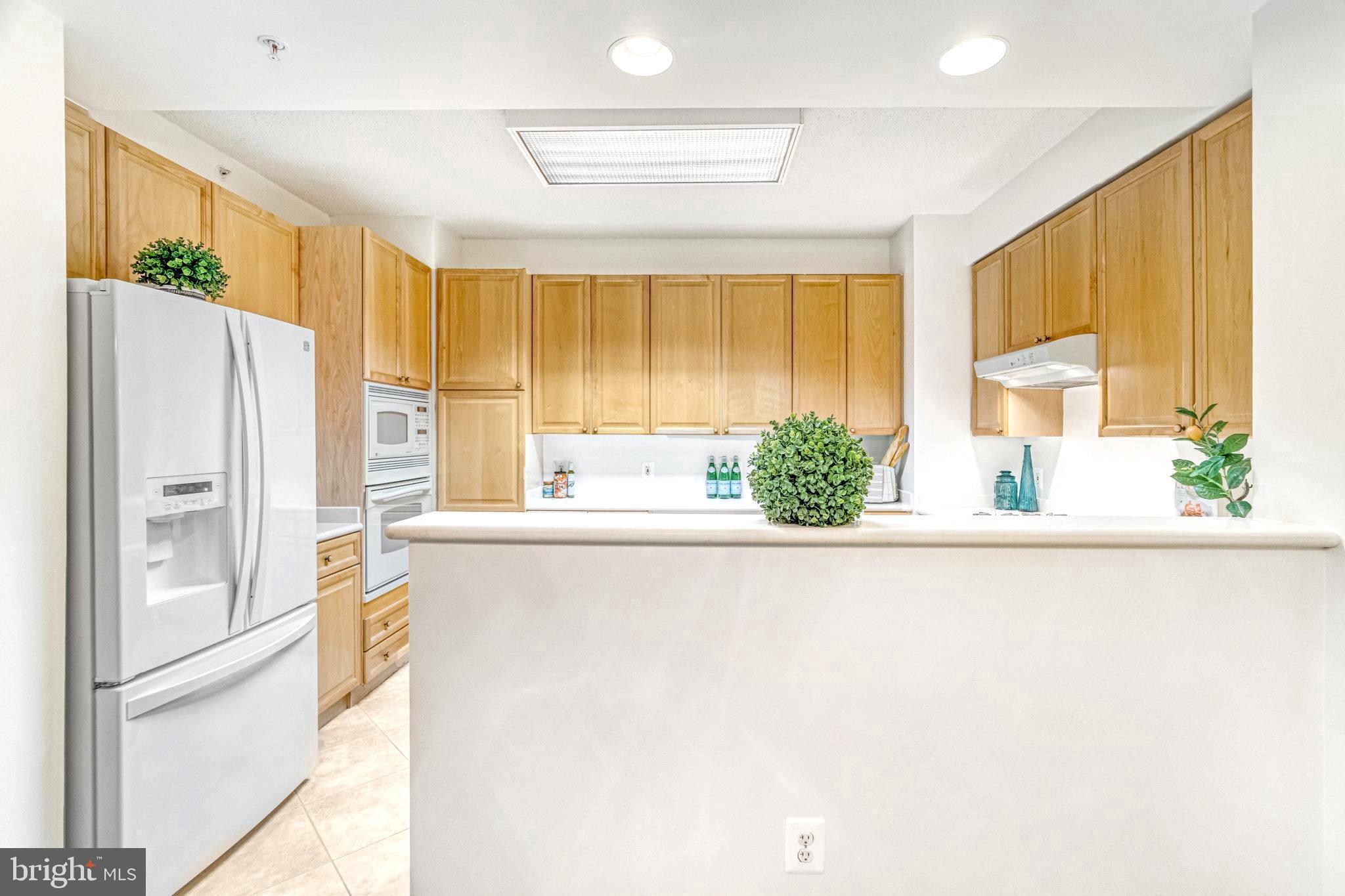 19360 Magnolia Grove Sq #208