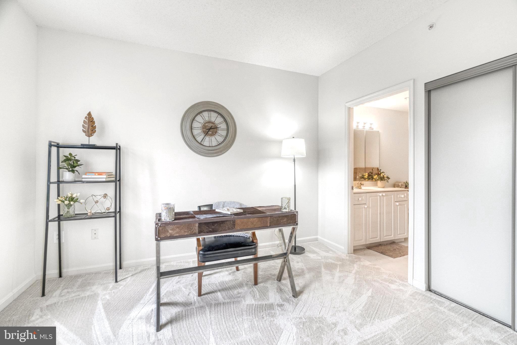 19360 Magnolia Grove Sq #208