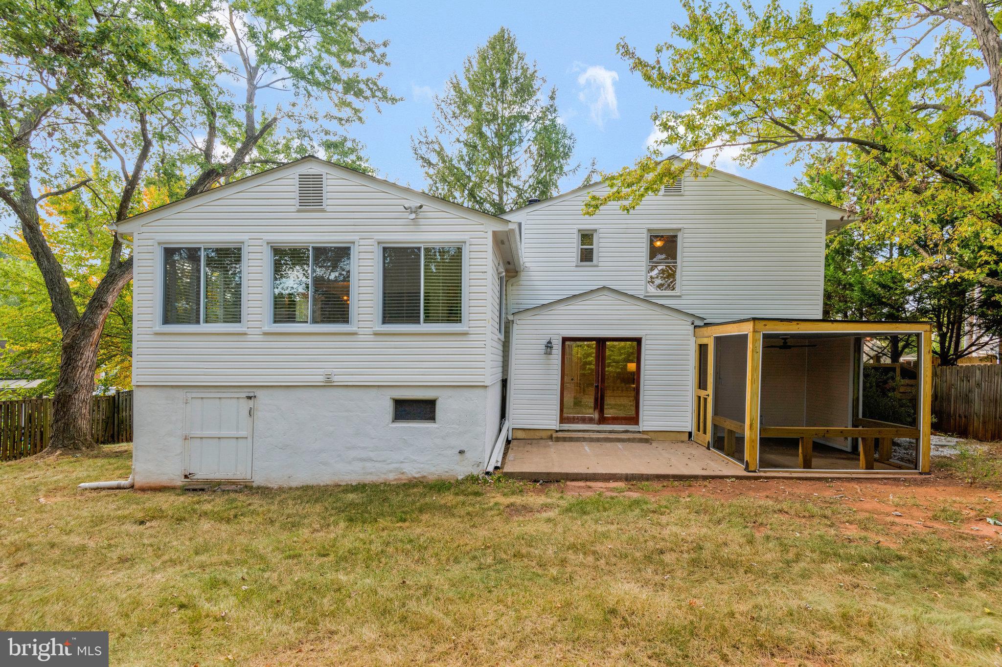 9203 Timberwood COURT