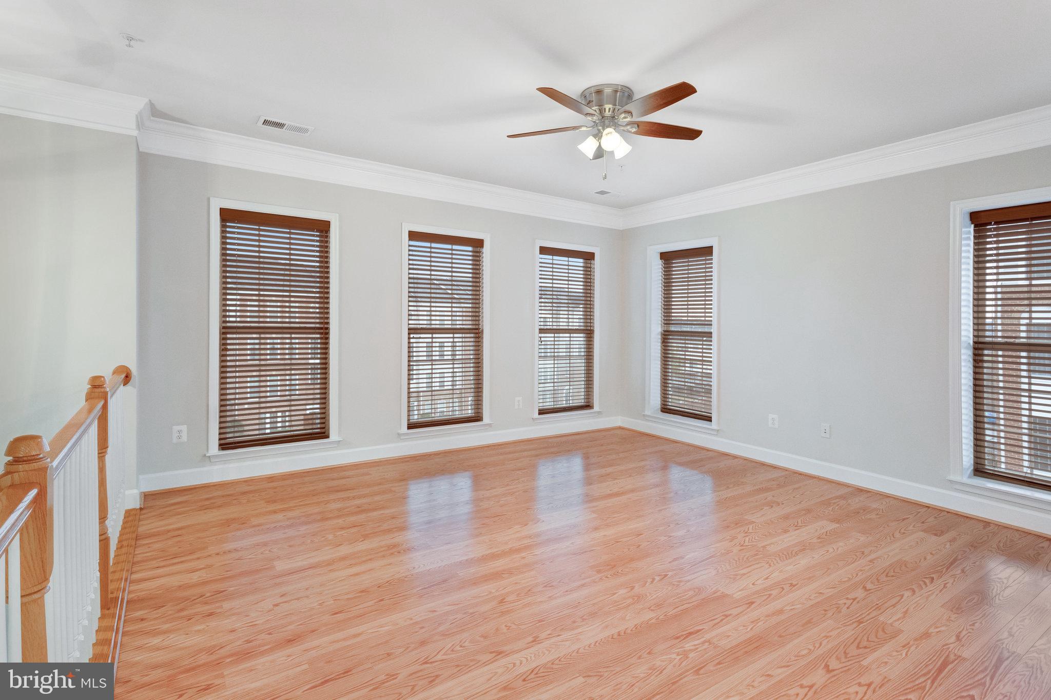2243 Oberlin Dr