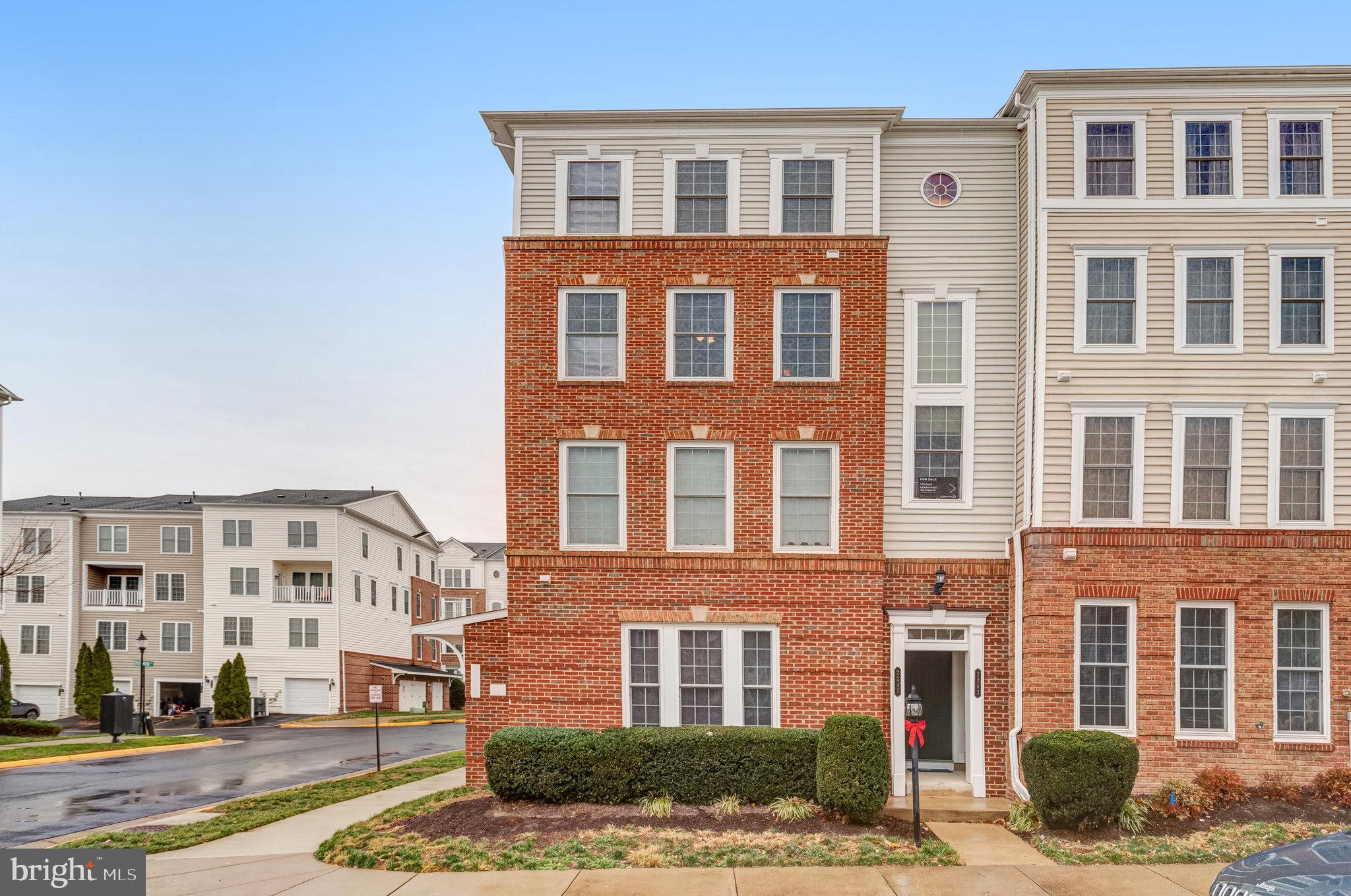 2243 Oberlin Dr