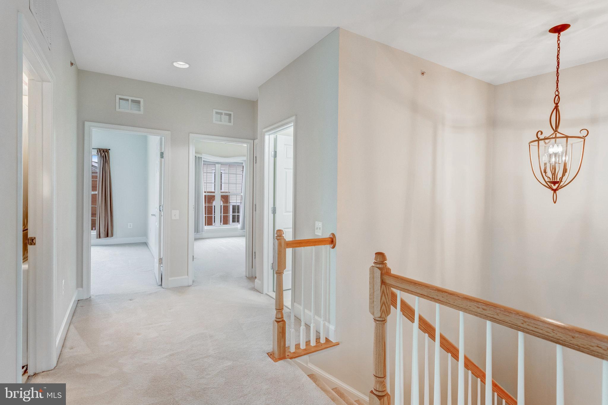 2243 Oberlin Dr