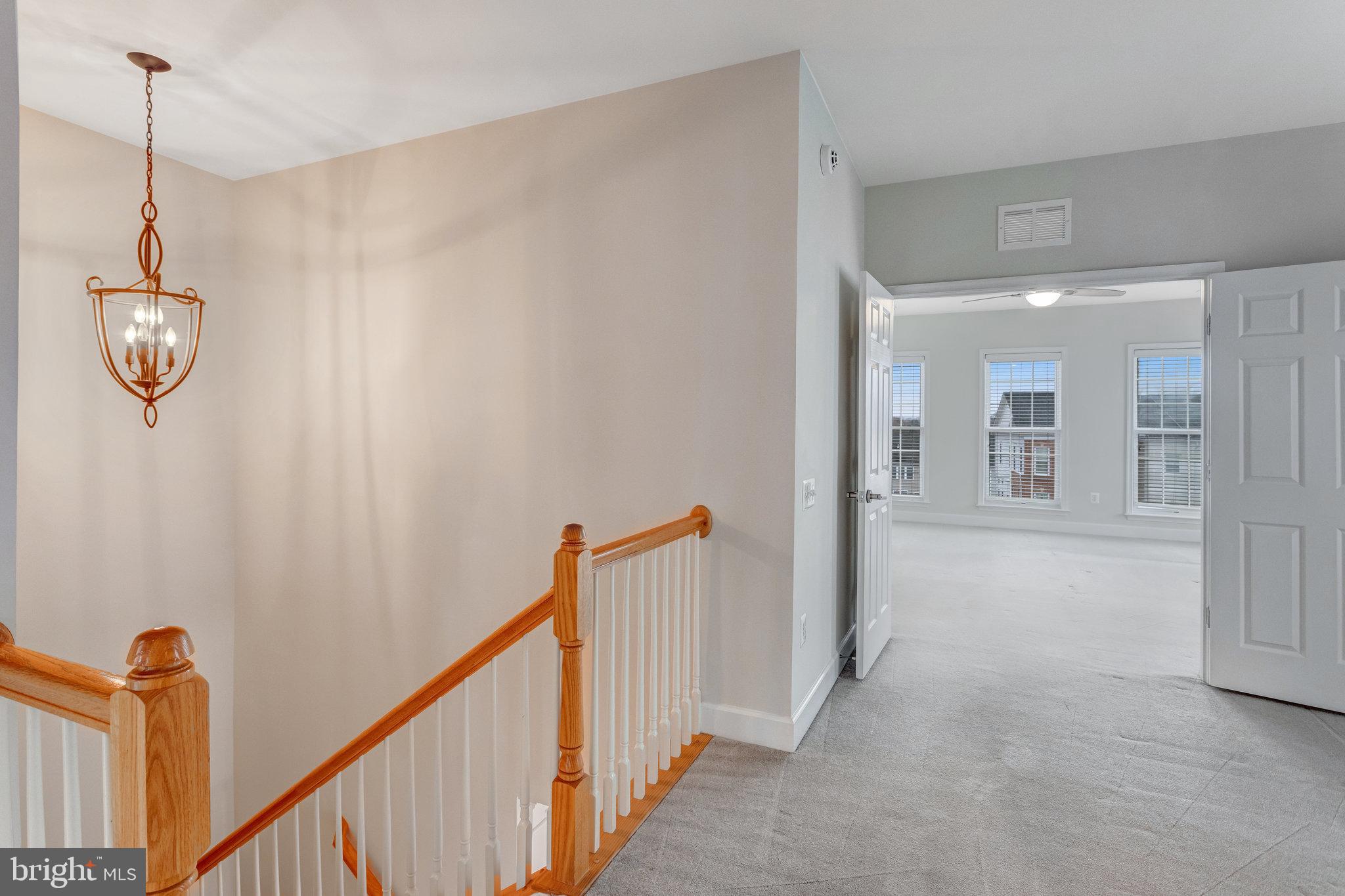 2243 Oberlin Dr