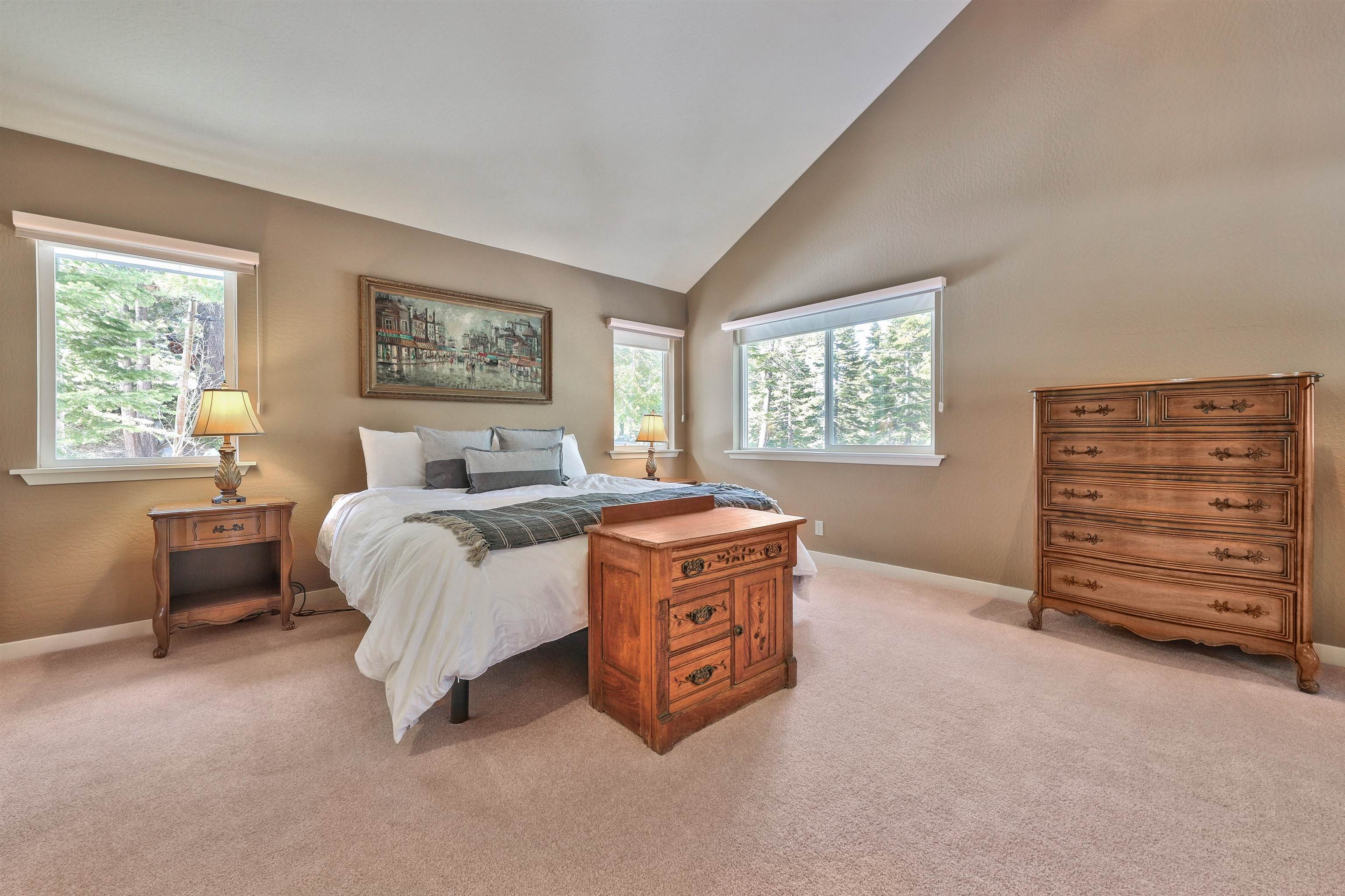 335 Snowbird Loop
