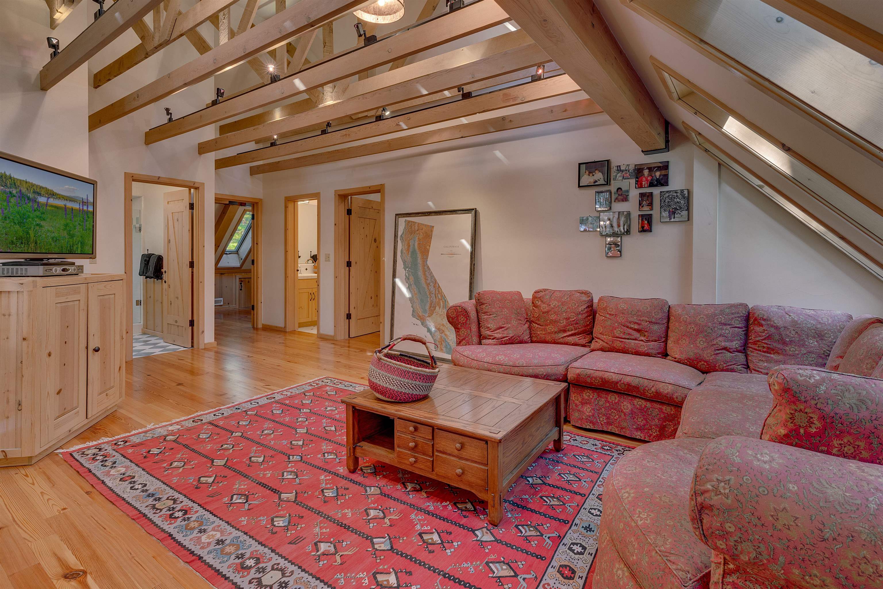 1570 Tahoe Park Avenue