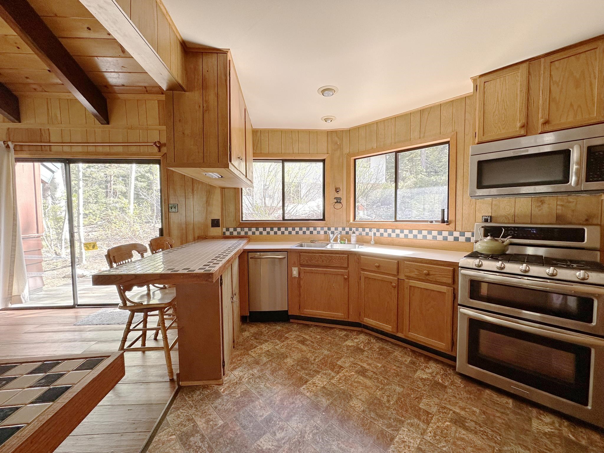 390 Tanager Drive